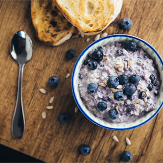 Photo of overnight oats with blueberries and toast