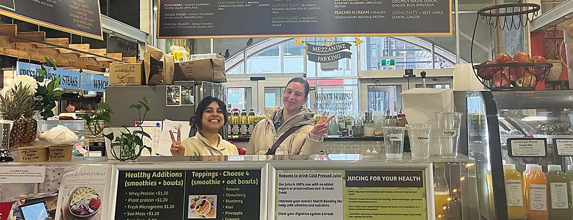 A photo of the Better Blend Smoothie Bar in the Covent Garden Market.