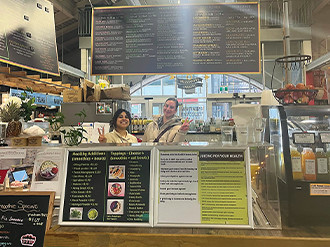 A photo of the Better Blend Smoothie Bar in the Covent Garden Market.